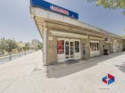 Locale in vendita di 300 m² in Via Ariosto