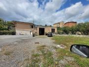 Locale in vendita di 300 m² in Via Luigi Settembrini