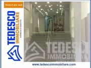 Locale in vendita di 300 m² in Via Napoli