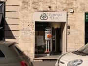 Locale in vendita di 30 m² in Via San Secondo, 40