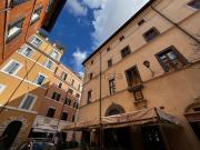 Locale in vendita di 30 m² in Vicolo delle Vacche, 18
