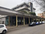 Locale in vendita di 320 m² in Via Magenta, 64