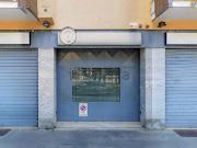 Capannone in vendita di 320 m² in Viale Giacomo...