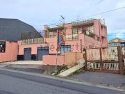 Locale in vendita di 325 m² in Via Carrubella