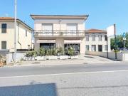 Locale in vendita di 325 m² in Via Pesciatina, 111