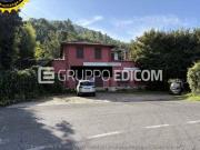 Locale in vendita di 333 m² in Strada di Marmore