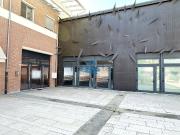 Locale in vendita di 340 m² in Via Lago di Como