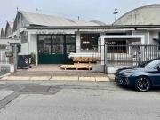 Locale in vendita di 349 m² in Via Edoardo Collamarini