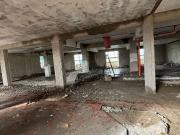 Locale in vendita di 350 m² in Via Lago Patria