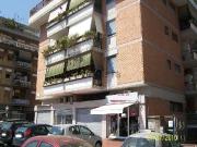 Locale in vendita di 35 m² in Largo dei della Bitta