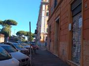 Locale in vendita di 35 m² in Via Romanello da Forlì, 26