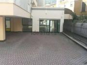 Locale in vendita di 360 m² in Via Francesco Anzani