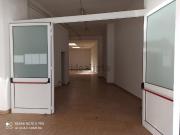 Locale in vendita di 360 m² in Via Salento