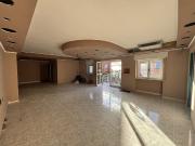 Locale in vendita di 365 m² in Via Variante