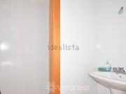 Locale in vendita di 37 m² in Via Martiri VI Ott 75