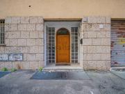 Locale in vendita di 37 m² in Via Valle Corteno