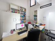 Locale in vendita di 380 m² in Via Ottavio Bottigliero, 1