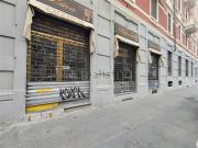 Locale in vendita di 380 m² in Via Tito Livio