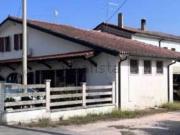 Locale in vendita di 382 m² in Via Riccadonna, 1