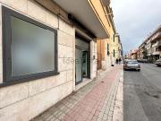 Locale in vendita di 38 m² in Via Buonarroti, 148