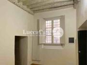 Locale in vendita di 51 m² in Via Guinigi, 55100