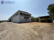 Locale in vendita di 400 m² in Via Cantalupo, 18