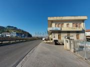 Locale in vendita di 400 m² in Via della Valtiera, 257