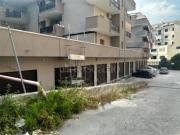 Locale in vendita di 400 m² in Viale Abramo Lincoln