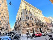 Locale in vendita di 403 m² in Via Marianna Dionigi