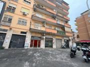 Locale in vendita di 40 m² in Piazza Ronchi, 12