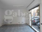 Locale in vendita di 40 m² in Via E. Morselli, 117