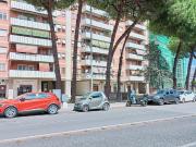 Locale in vendita di 40 m² in Viale Antonio Ciamarra, 25