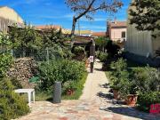 Locale in vendita di 410 m² in Via Valle D&apos Aosta, 1