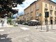Locale in vendita di 411 m² in Via Piave, 5