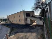 Locale in vendita di 420 m²