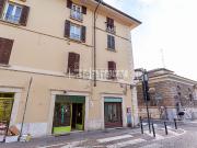 Locale in vendita di 42 m² in Contrada del Carmine, 51