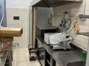 Locale in vendita di 42 m² in Via delle Bandiere