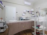 Locale in vendita di 42 m² in Via Giuseppe Graziosi, 119