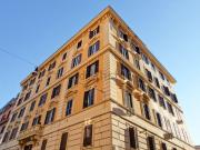 Locale in vendita di 43 m² in Via Alessandria, 210