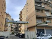 Locale in vendita di 440 m² in Via Alessandro Bertolini, 8