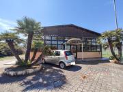 Locale in vendita di 450 m²