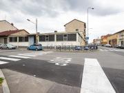 Locale in vendita di 450 m² in Via Giuseppe Massari, 246 Locale in vendita di 450 m² in Via Giuseppe Massari, 246