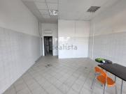 Locale in vendita di 45 m² in Via Emilia, 36