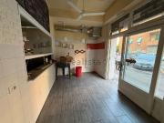 Locale in vendita di 45 m² in Via Fonte Buono, 17