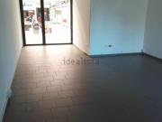 Locale in vendita di 45 m² in Via John Fitzgerald...