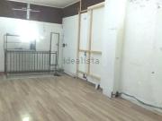 Locale in vendita di 45 m² in Via Tuscolana, 695