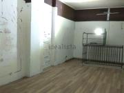 Locale in vendita di 45 m² in Via Tuscolana, 695