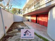 Locale in vendita di 460 m² in Viale Grecia, 59