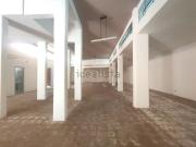 Locale in vendita di 470 m² in Via J. F. Kennedy, 30