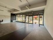 Locale in vendita di 470 m² in Via Milano
